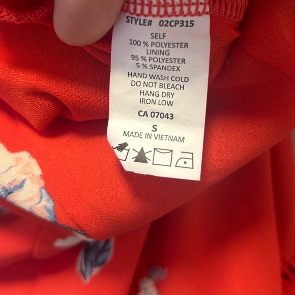 Sienna Sky Floral Romper | Short Flutter
Sleeve Romper - Picture 5 of 8